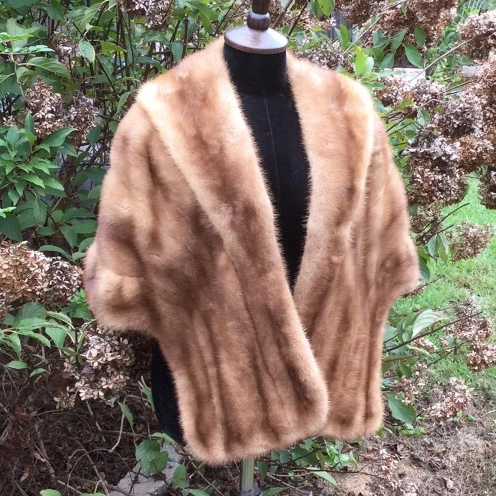 Vintage - Genuine Mink Capette - Picture 3 of 8